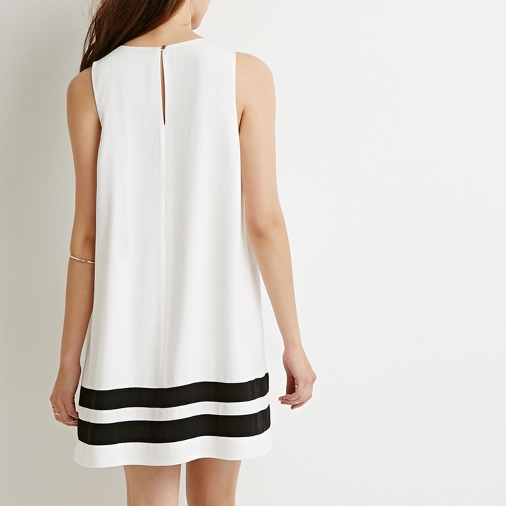 Forever 21 Striped Hem Pleated Shift Dress, White/Black, Size Small, NwoT - Picture 2 of 8